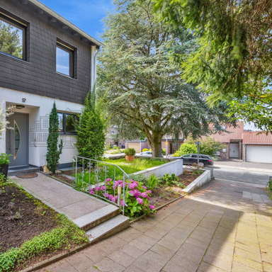 Gemütliches Reihenendhaus mit gepflegtem Garten